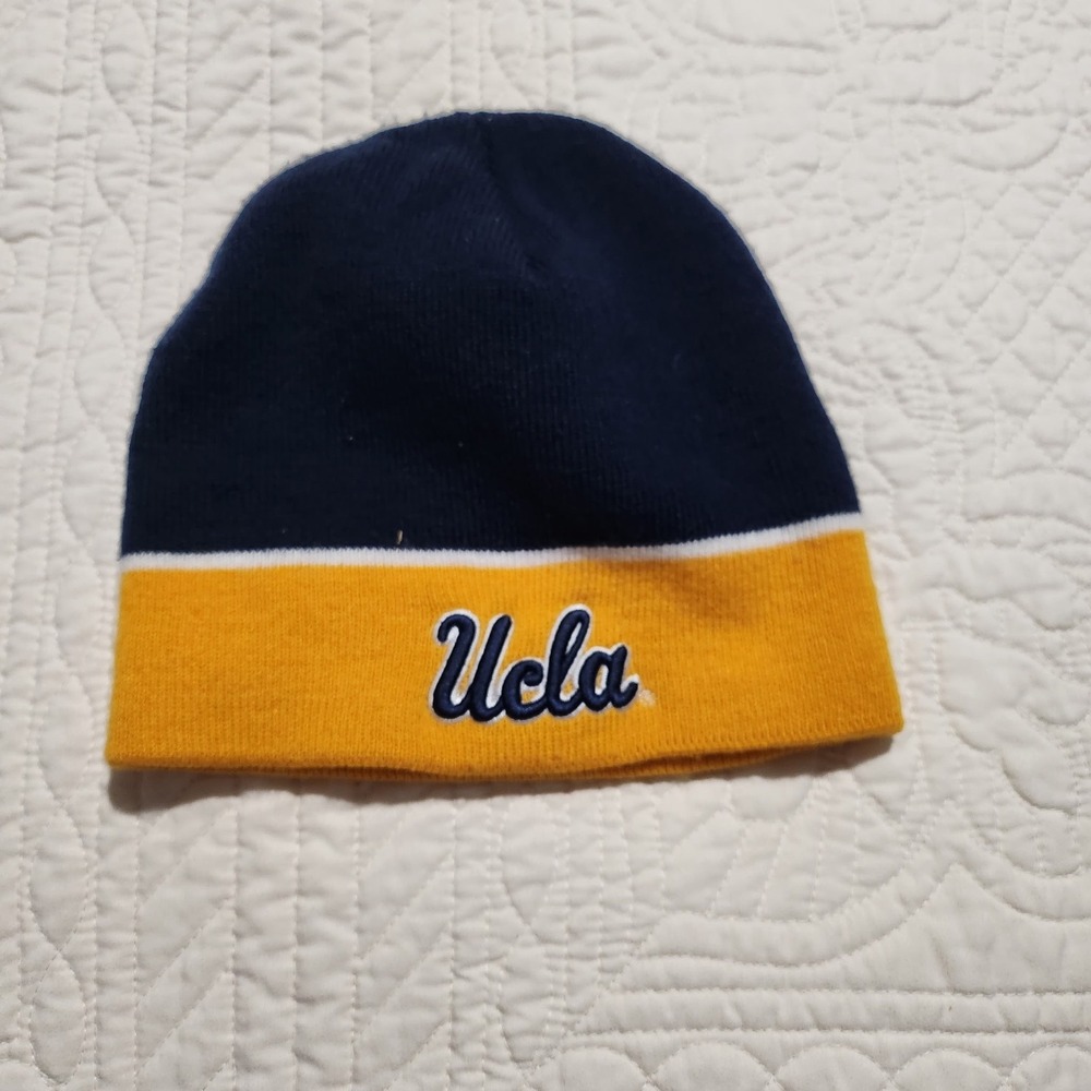 UCLA Bruins Beanie Hat Navy Blue Gold Knit Cap Embroidered Logo Bearwear NCAA